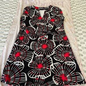 Lesley Evers Floral Shift Dress